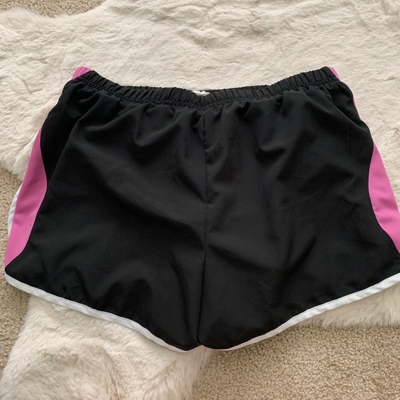 NWT New Balance Purple & Black Running Shorts- M - Picture 2 of 15